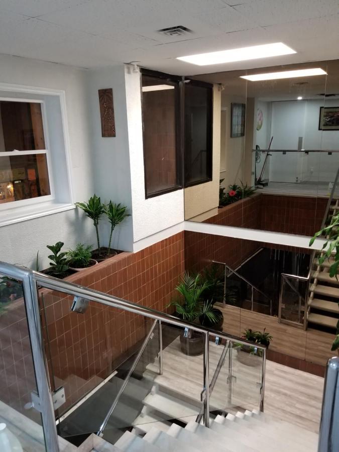 Bloorcourt Inn 多伦多 外观 照片